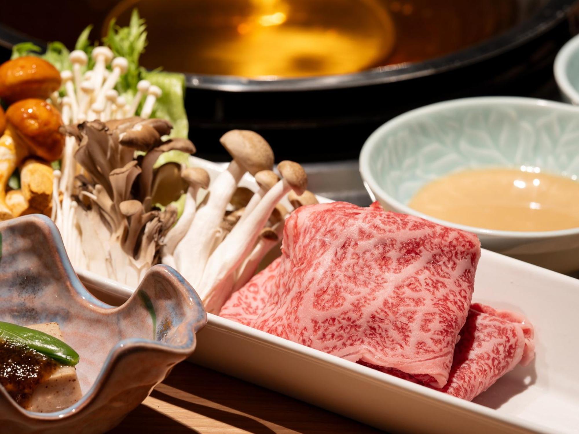 Ryokan Gizan Takayama  Exteriör bild