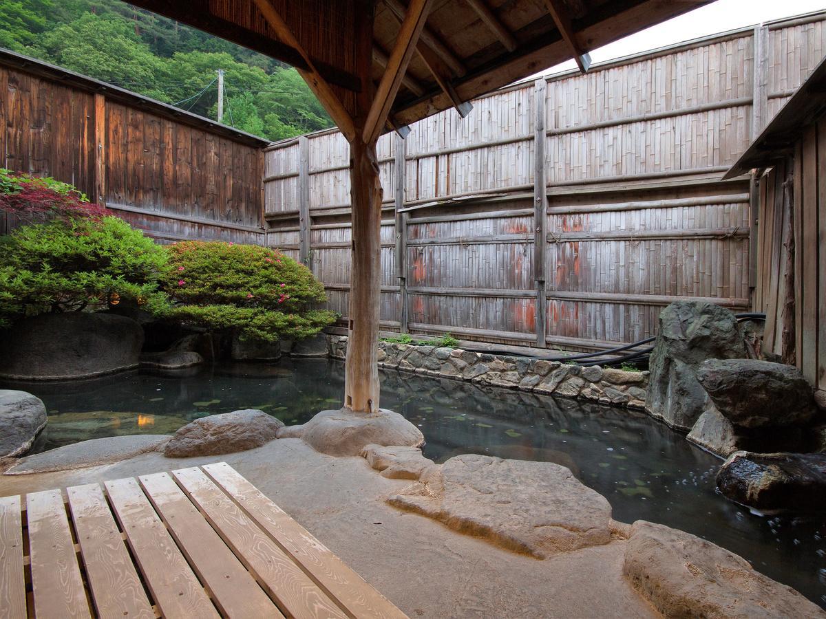 Ryokan Gizan Takayama  Exteriör bild